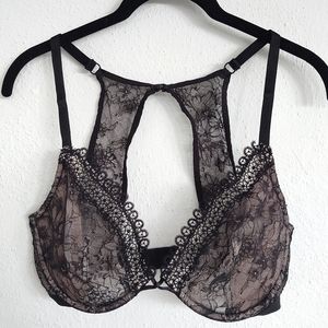 Victoria's Secret Very Sexy Unlined Plunge Black Lace Racerback Bra Size 32DDD